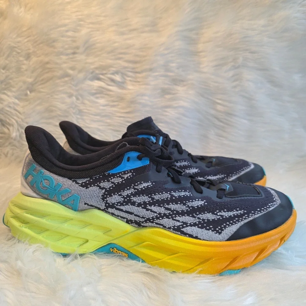 Men's Trail Running Shoes HOKA One One Speedgoat 5 Size 10D Black BEPR